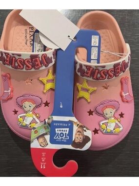 Disney Toy Story Jessie Classic Clogs Crocs Girls Size 12 *Primark*-NEW
